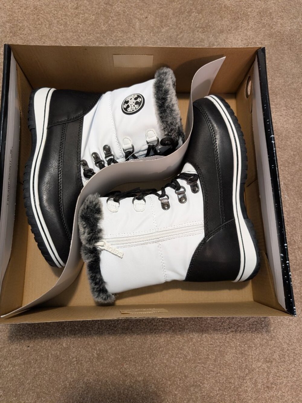 TOTES waterproof winter snow boots white black size 6